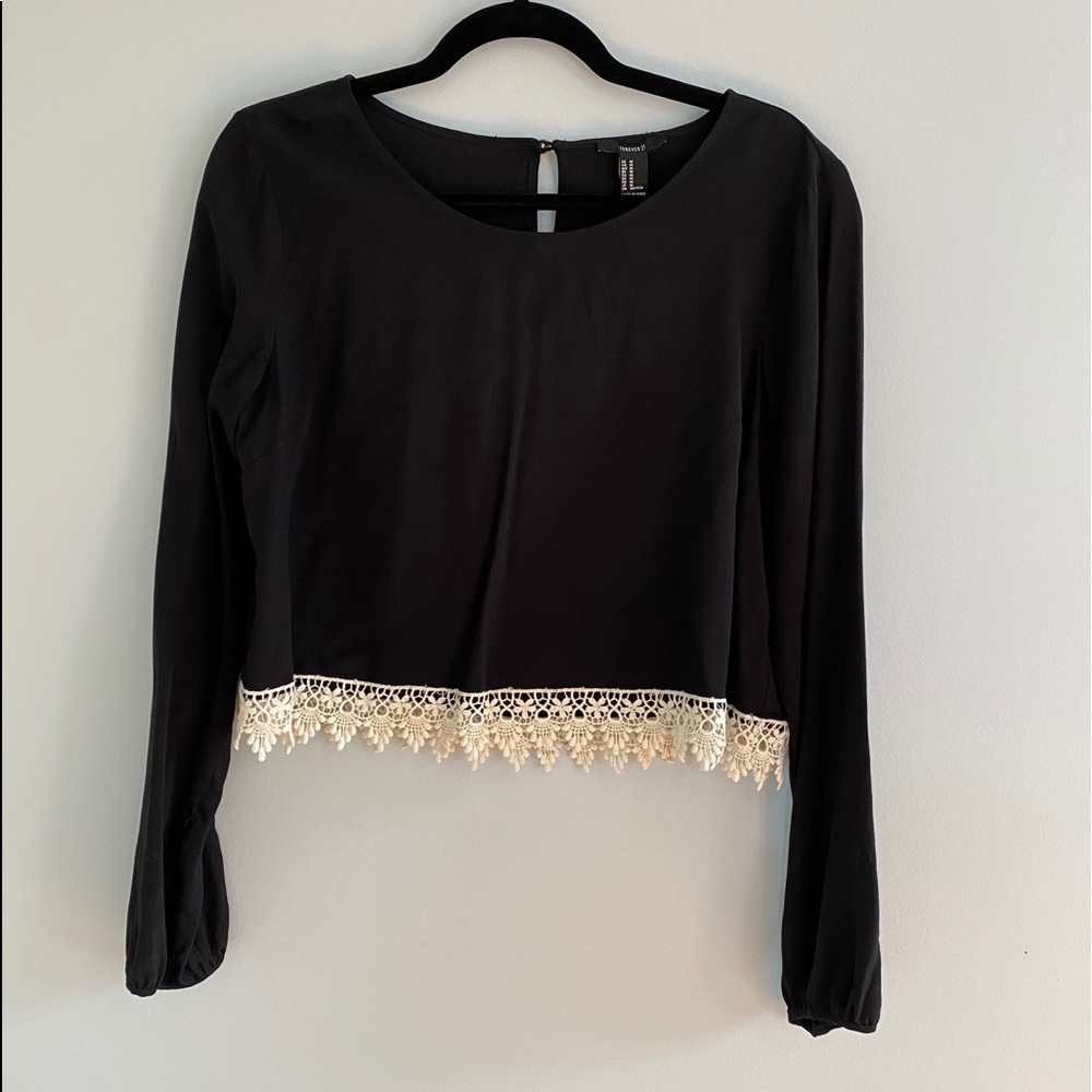 NWT Forever 21 Black Cropped Blouse Beige Lace